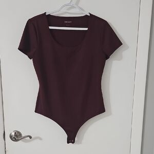 Nine West Deep Wine Scoop Neck Bodysuit